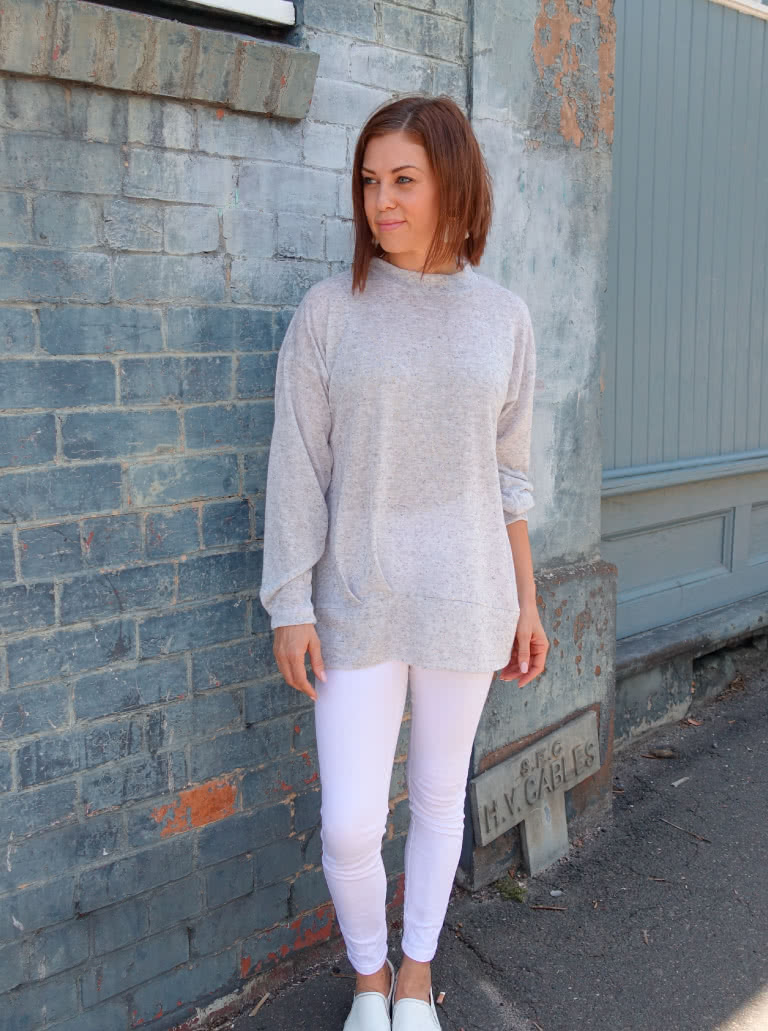 August 2020 Freebie pattern: Jara Knit Tunic