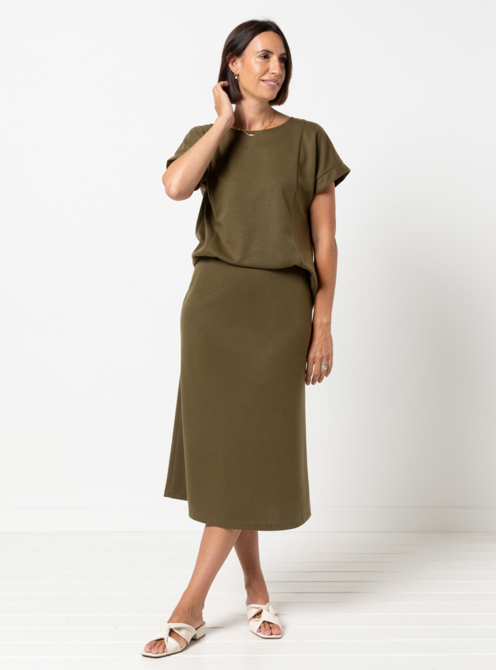 Northcote-Knit-Skirt-Gal-1