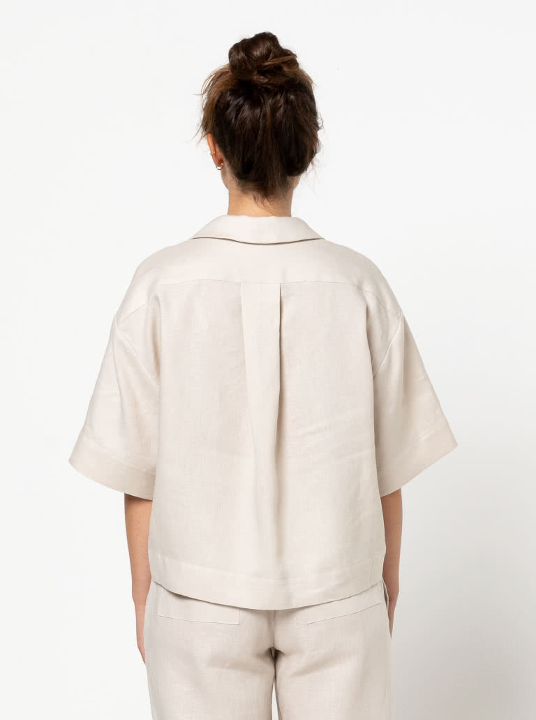 Albie Woven Shirt By Style Arc - Short box shaped shirt with a dropped shoulder and square shaped elbow length sleeve.