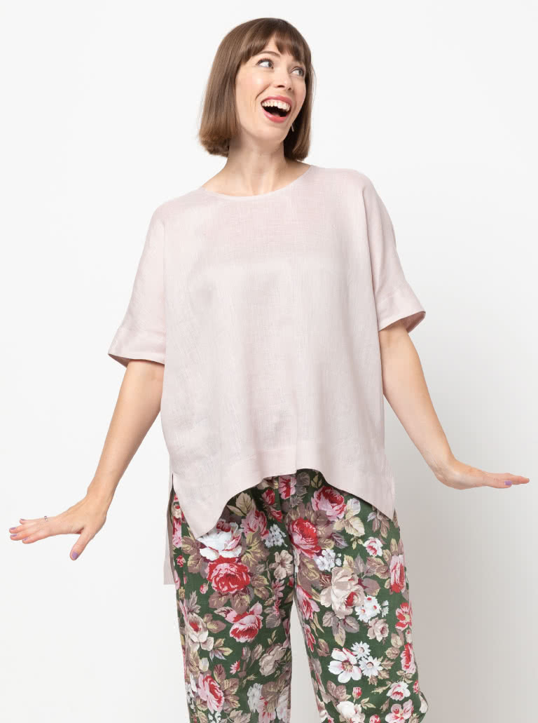 Betty Woven Tunic By Style Arc - Square shaped tunic with an extended shoulder line and side splits