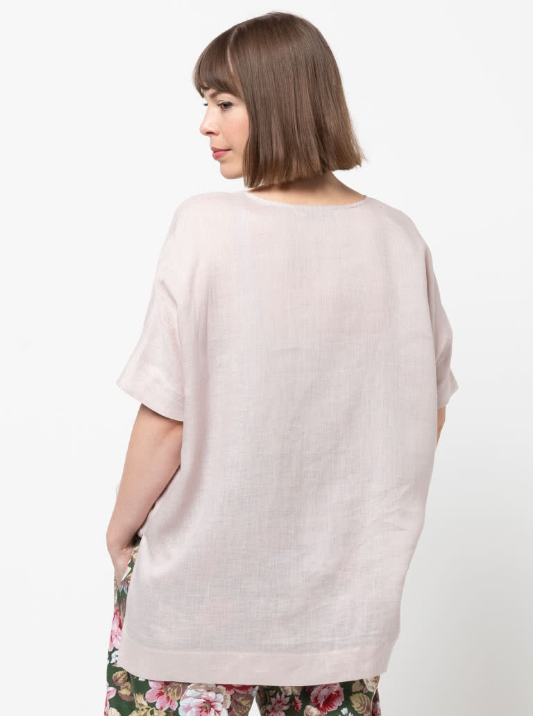 Betty Woven Tunic By Style Arc - Square shaped tunic with an extended shoulder line and side splits