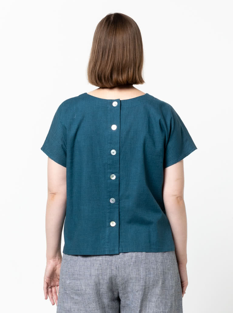 Bonnie Woven Tops By Style Arc - Two top options in the one pattern. 1 - Sleeveless swing shape top with a cropped length. 2 - A square shaped drop shoulder and longer length top. Both tops feature a round neck and functional back opening.