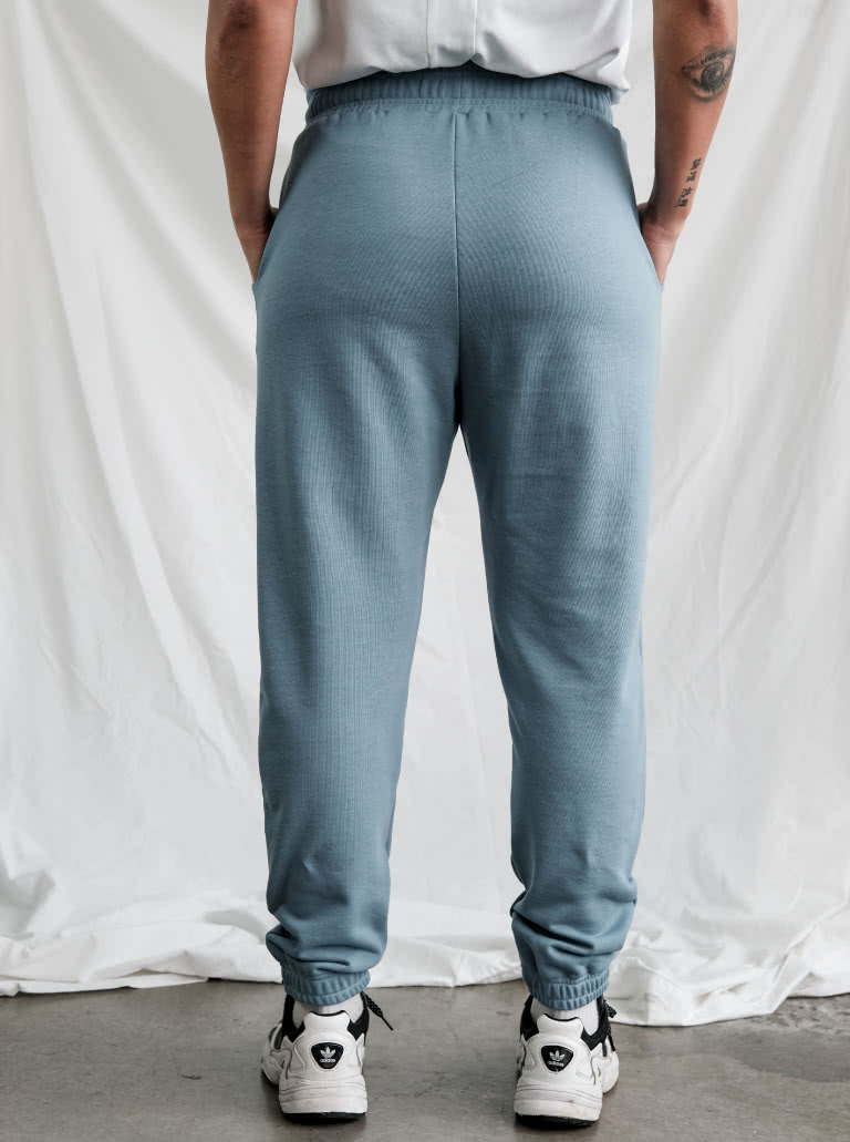 Ernie Knit Pant By Style Arc - A leisure wear essential the Ernie Knit Pant is designed for comfort. Pair with the Bert Knit Top and sneakers for casual days.