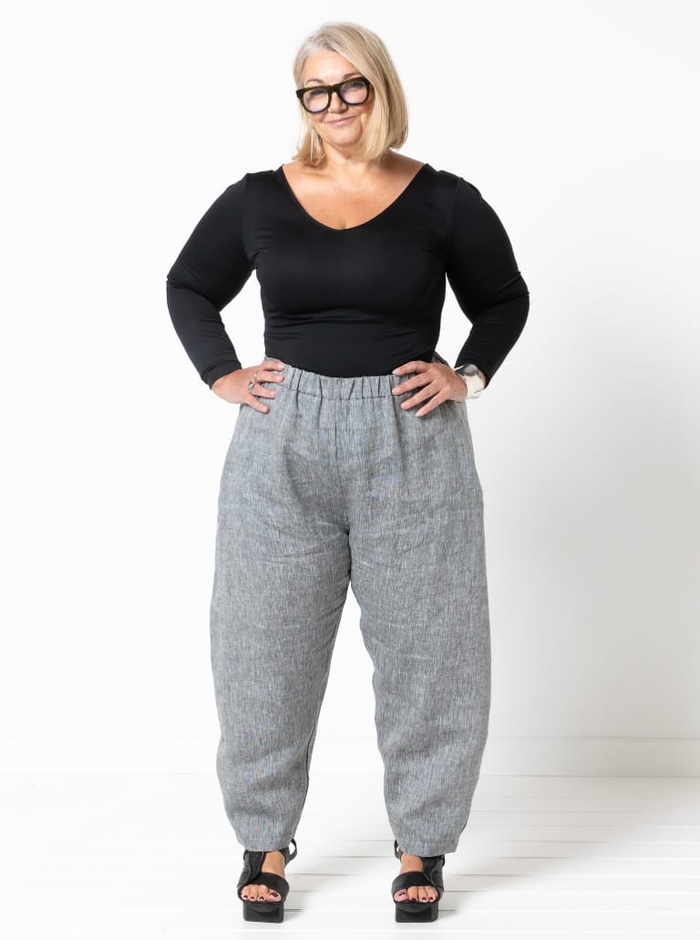 Farrah Knit Bodysuit By Style Arc - Stretch knit basic bodysuit with neck and sleeve options.