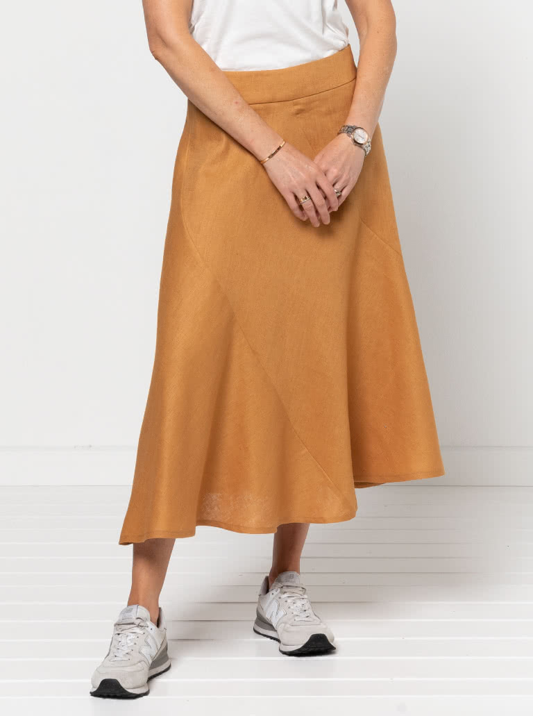 Haven Woven Skirt By Style Arc - Four panelled skirt with curved seams and shaped waistband.