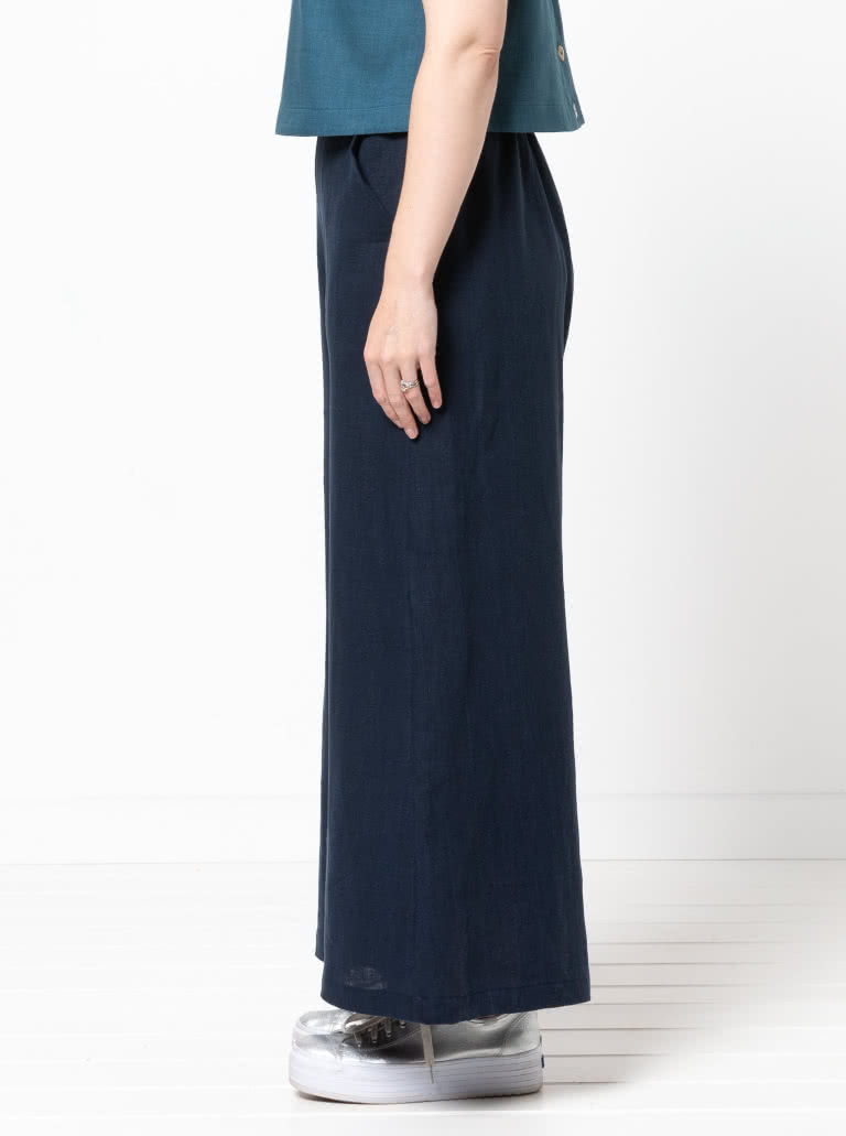 Loddon Woven Pant By Style Arc - Wide leg elastic waist pant with angled pockets