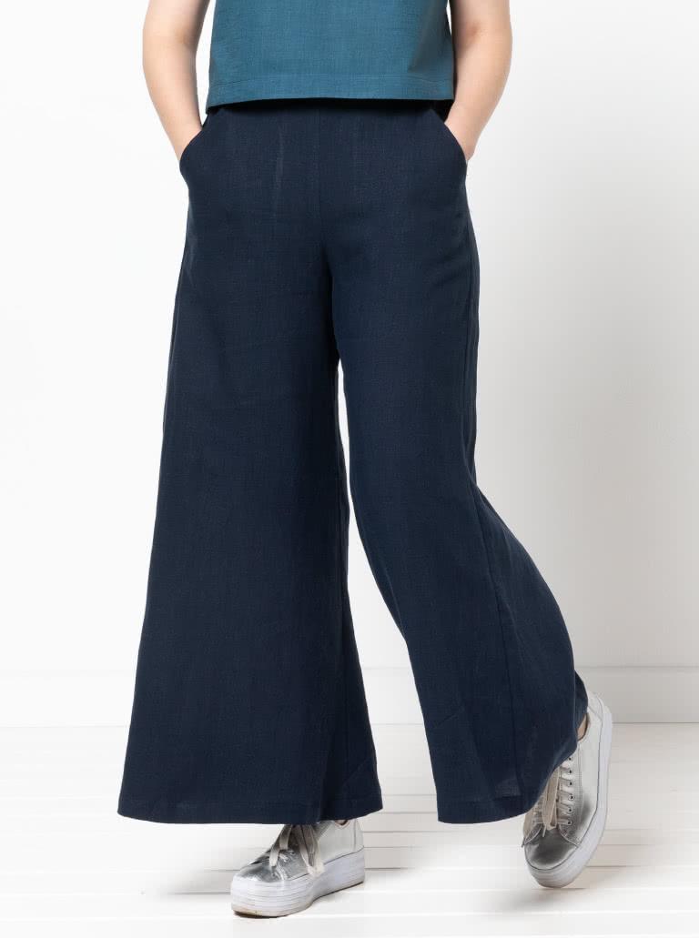 Loddon Woven Pant By Style Arc - Wide leg elastic waist pant with angled pockets