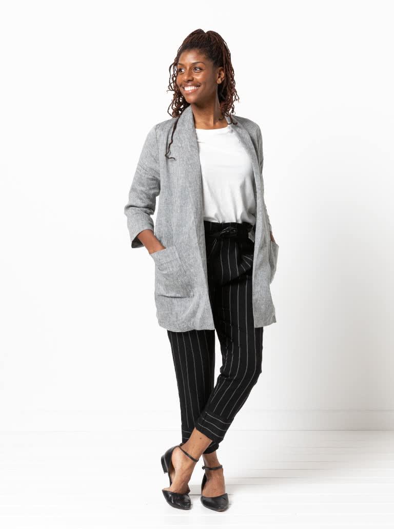 Loren Jacket By Style Arc - Essential three-quarter length jacket with a shawl collar and pockets.