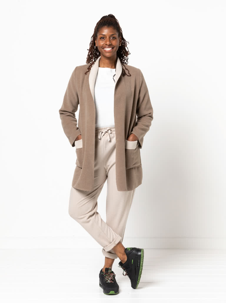 Loren Jacket By Style Arc - Essential three-quarter length jacket with a shawl collar and pockets.