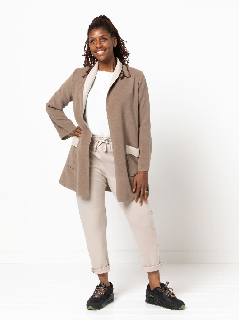 Loren Jacket By Style Arc - Essential three-quarter length jacket with a shawl collar and pockets.