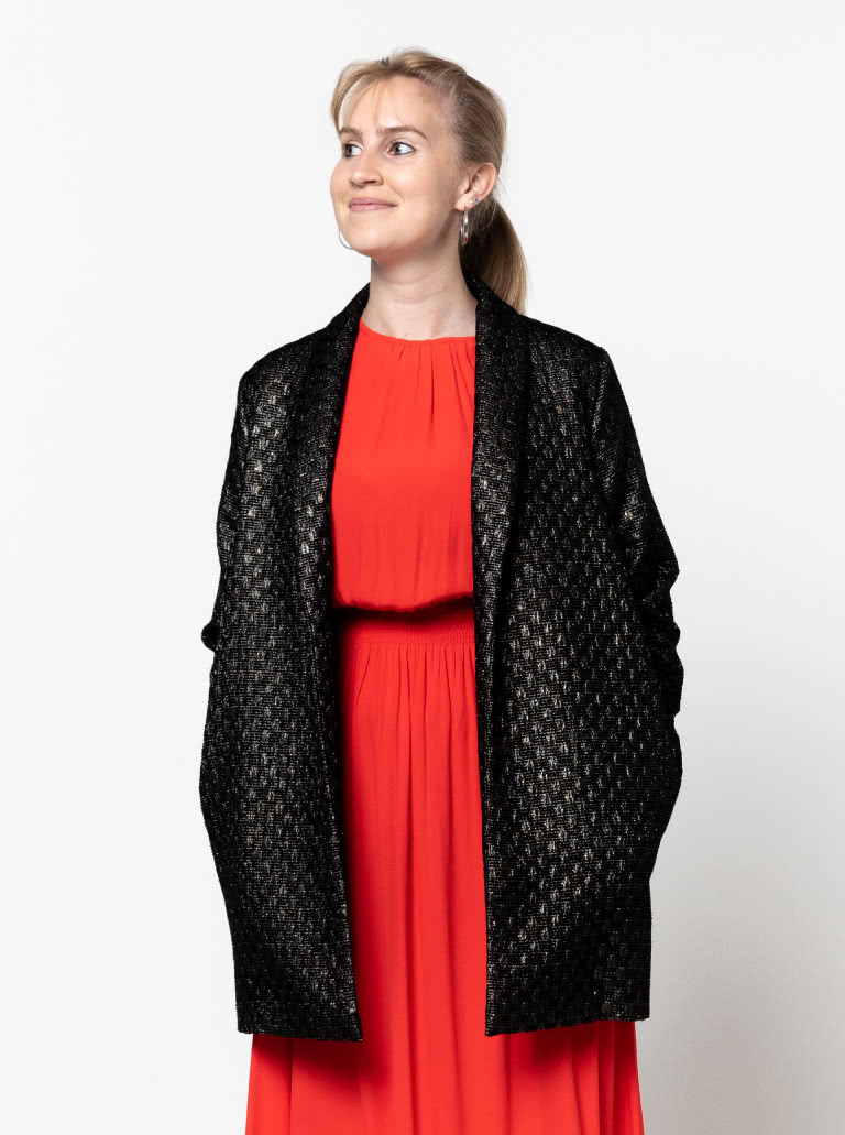 Loren Jacket By Style Arc - Essential three-quarter length jacket with a shawl collar and pockets.