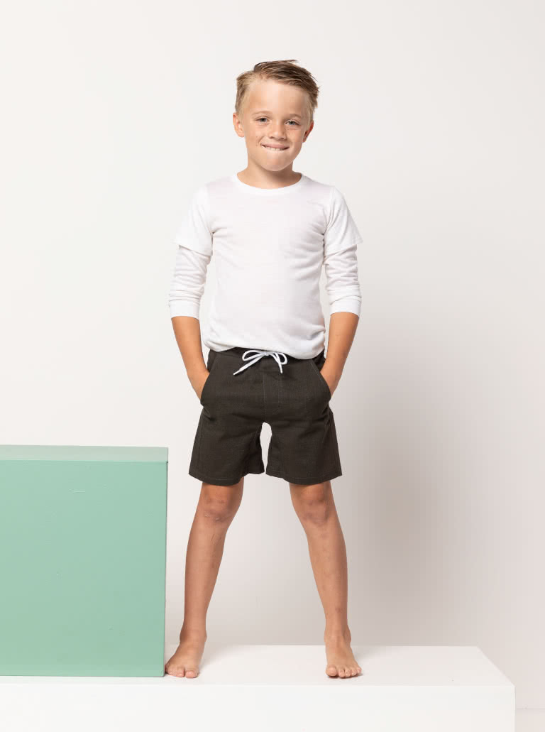 Oscar Kids Short By Style Arc - Elastic waist short featuring a crotch insert, front and back pockets, for kids 2-8