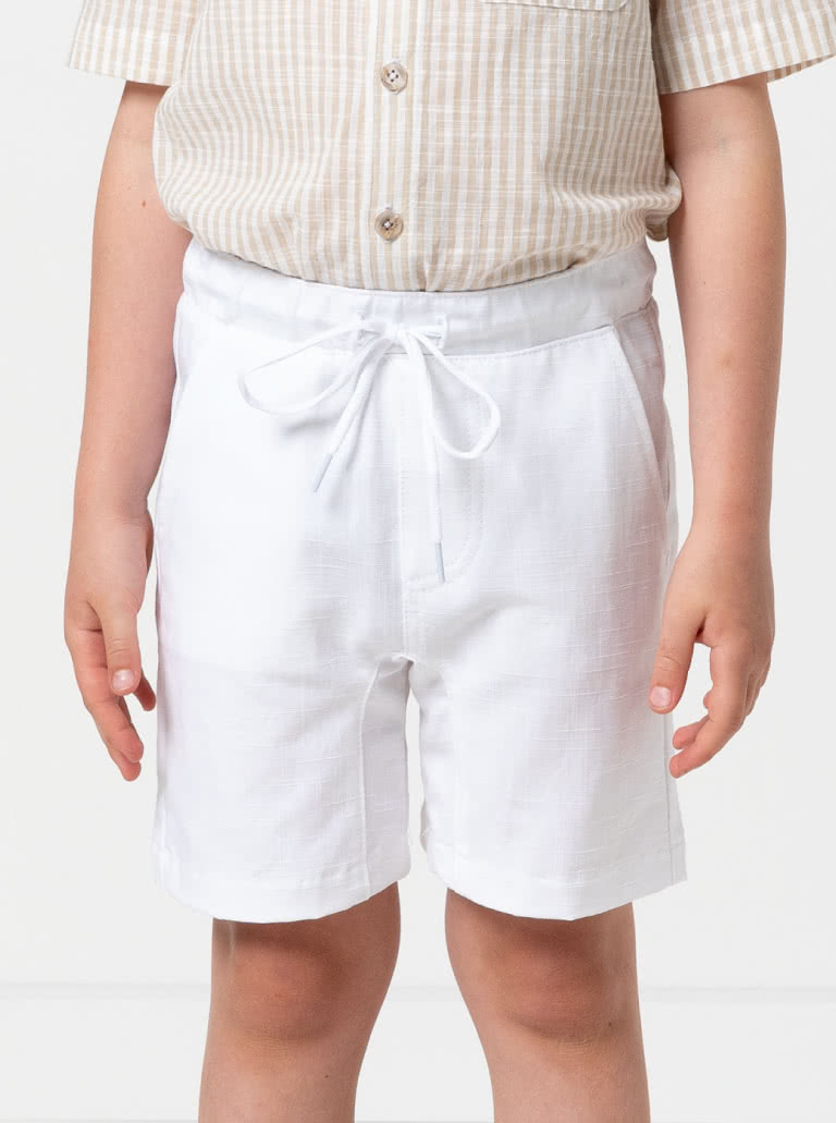 Oscar Kids Short By Style Arc - Elastic waist short featuring a crotch insert, front and back pockets, for kids 2-8