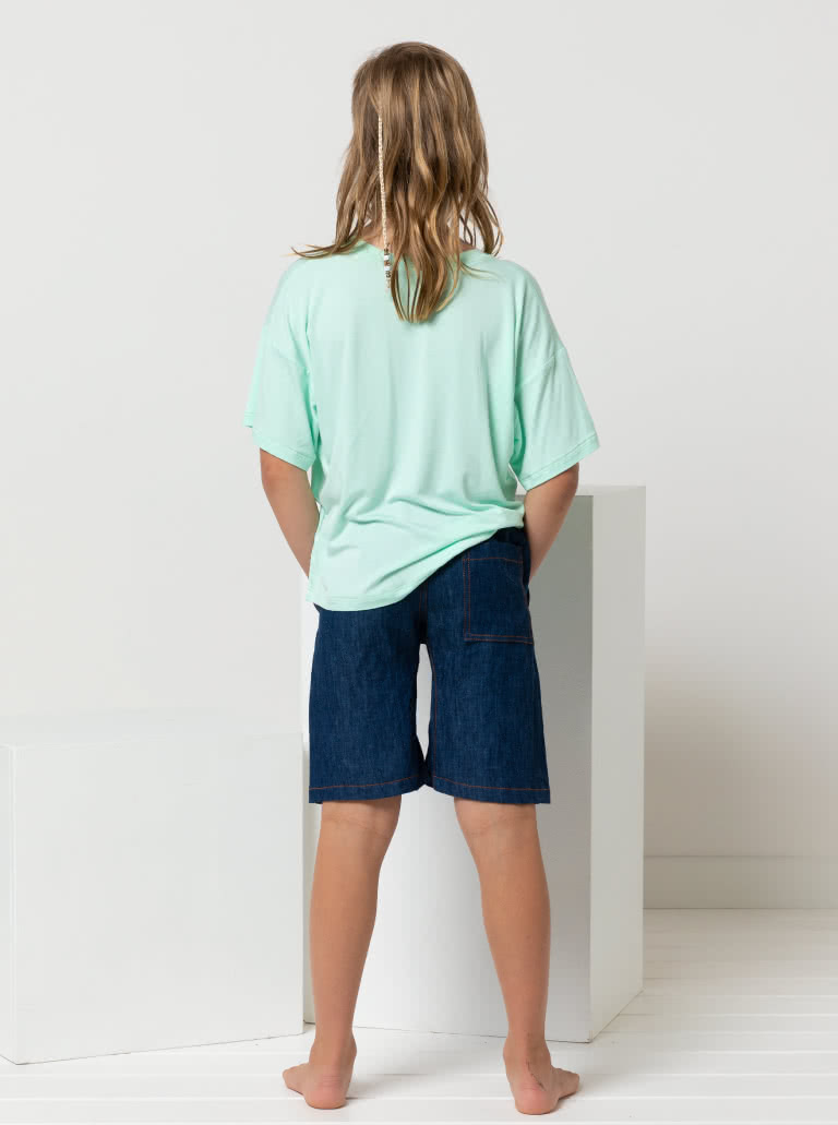 Oscar Teens Short By Style Arc - Elastic waist short featuring a crotch insert, front and back pockets, for teens 8-16