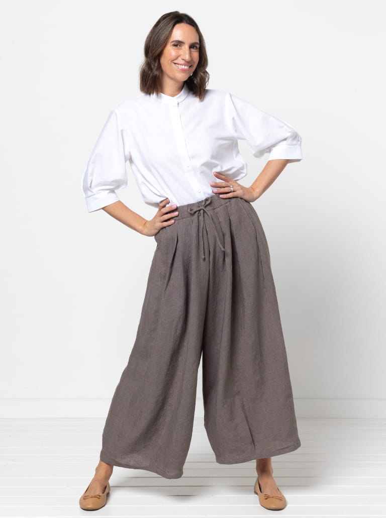 Reeve Woven Culotte By Style Arc - Wide leg cropped pant with hem tucks, inseam pockets and elastic waistband.