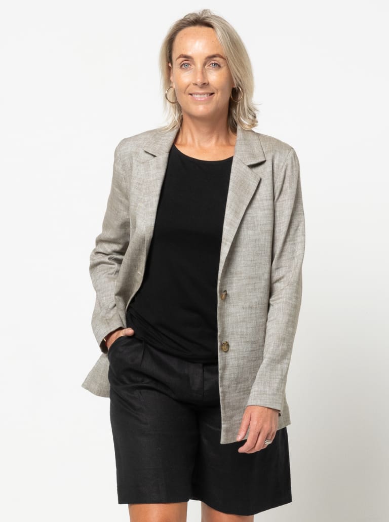 Sloane Woven Jacket and Braxton Woven Short Bundle By Style Arc - This sewing pattern bundle includes the relaxed Sloane Woven Jacket and the tailored Braxton Woven Shorts, perfect for creating a polished, professional look for work.