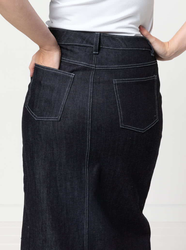 Tommie Jeans Skirt By Style Arc - Traditional calf length jeans skirt with front split.