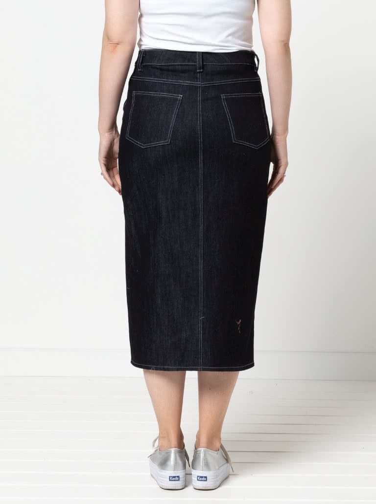 Tommie Jeans Skirt By Style Arc - Traditional calf length jeans skirt with front split.