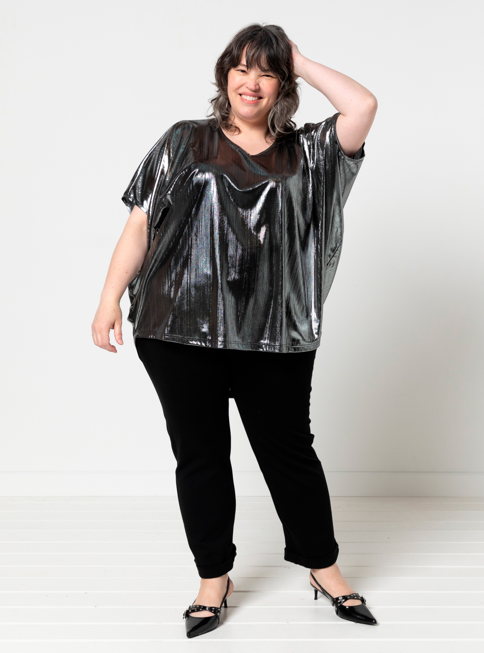 Venn Knit Tunic Top By Style Arc - Draped top with "V" neck, high-low hemline and extended shoulder line.