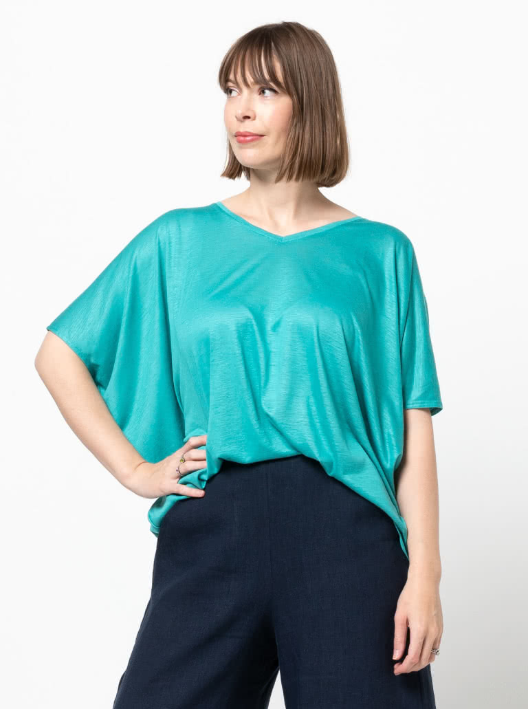 Venn Knit Tunic Top By Style Arc - Draped top with "V" neck, high-low hemline and extended shoulder line.