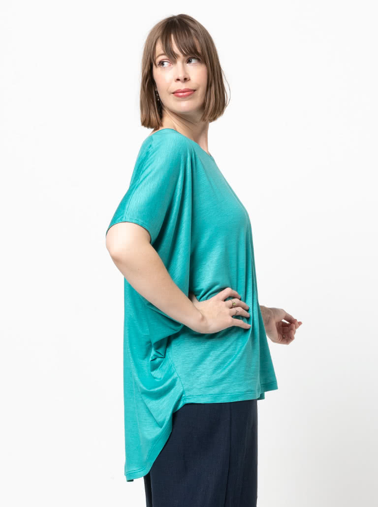 Venn Knit Tunic Top By Style Arc - Draped top with "V" neck, high-low hemline and extended shoulder line.