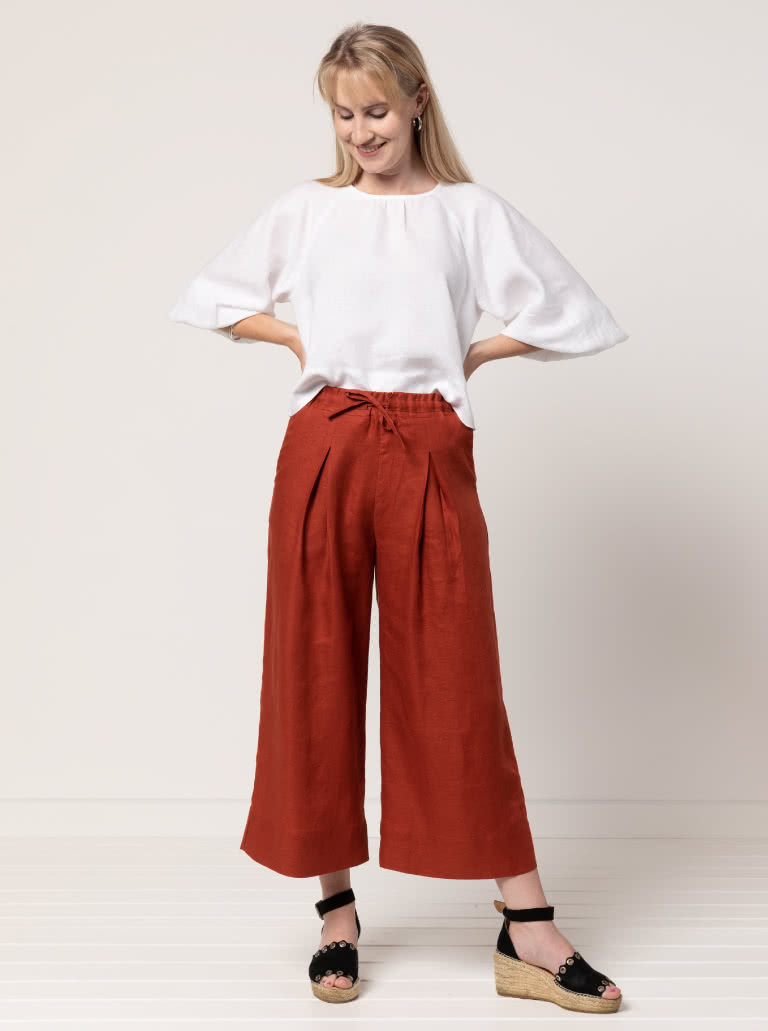 Style Arc Claudia Stretch Woven Pant