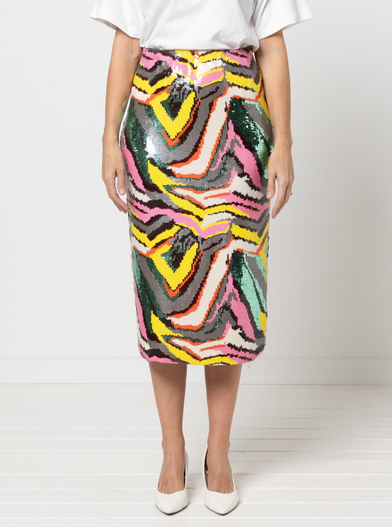 Yoyo Knit Skirt By Style Arc - Pull on pencil skirt with elastic waist